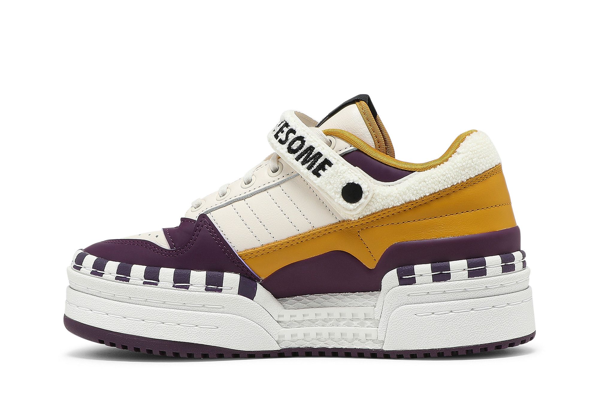 Кроссовки Girls Are Awesome x Wmns Triple Platforum Low 'White Purple Beauty'