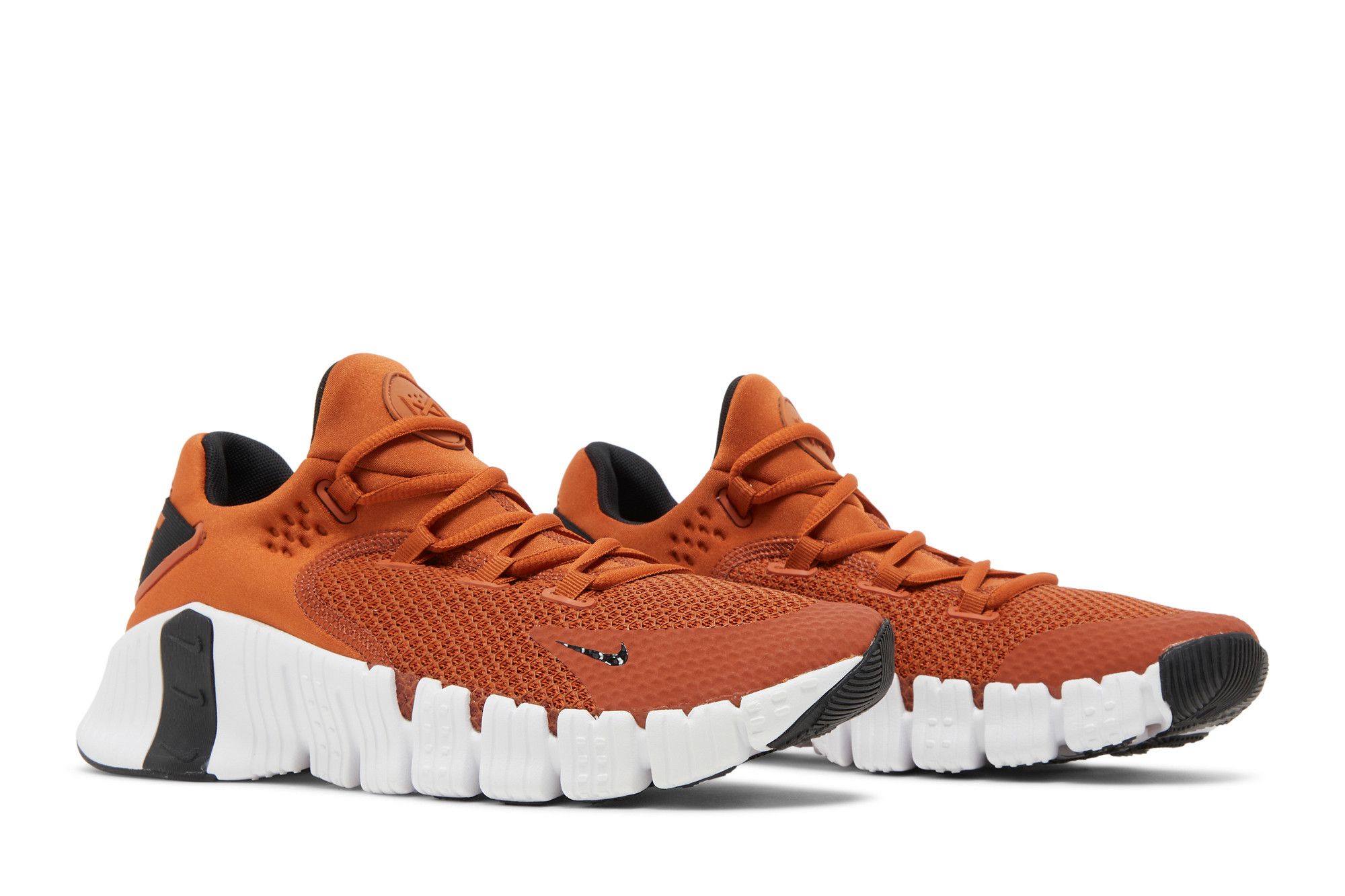 Кроссовки Nike Free Metcon 4 «Оранжевая пустыня»