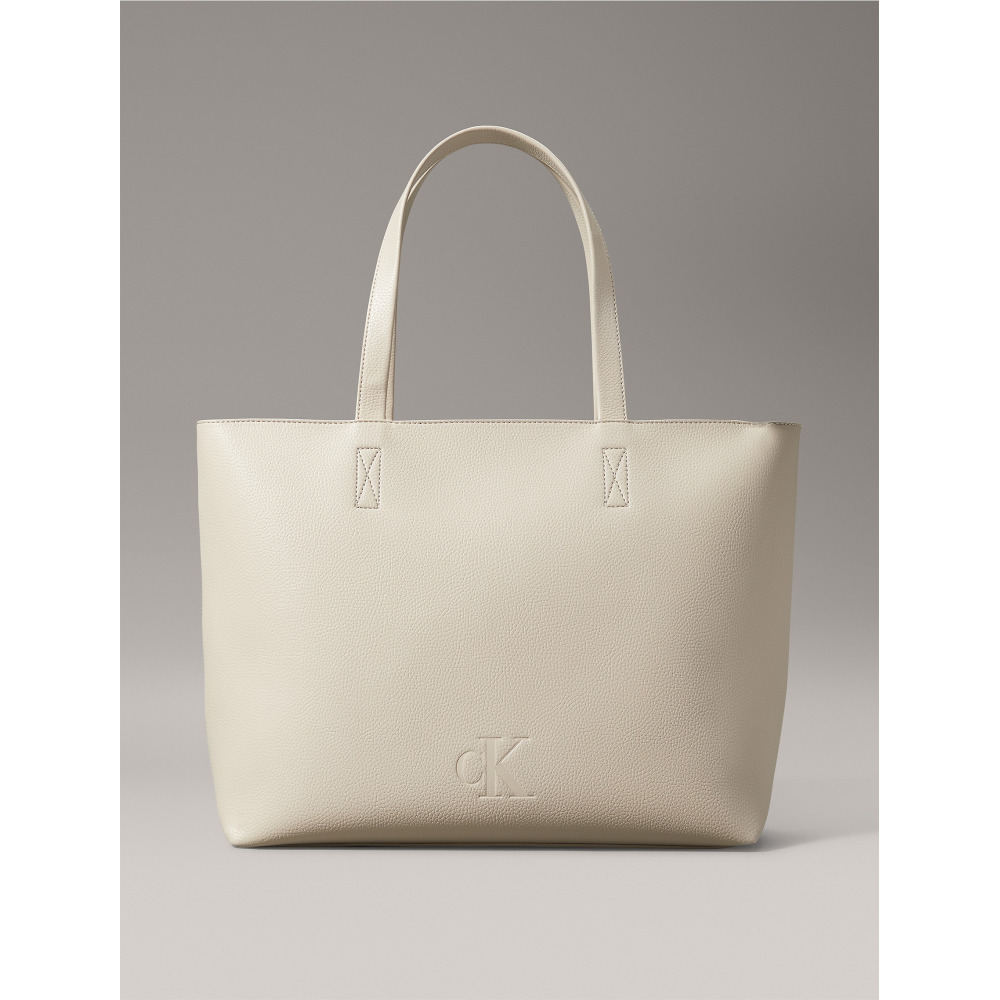 Calvin Klein All Day Tote Bag Atmosphere