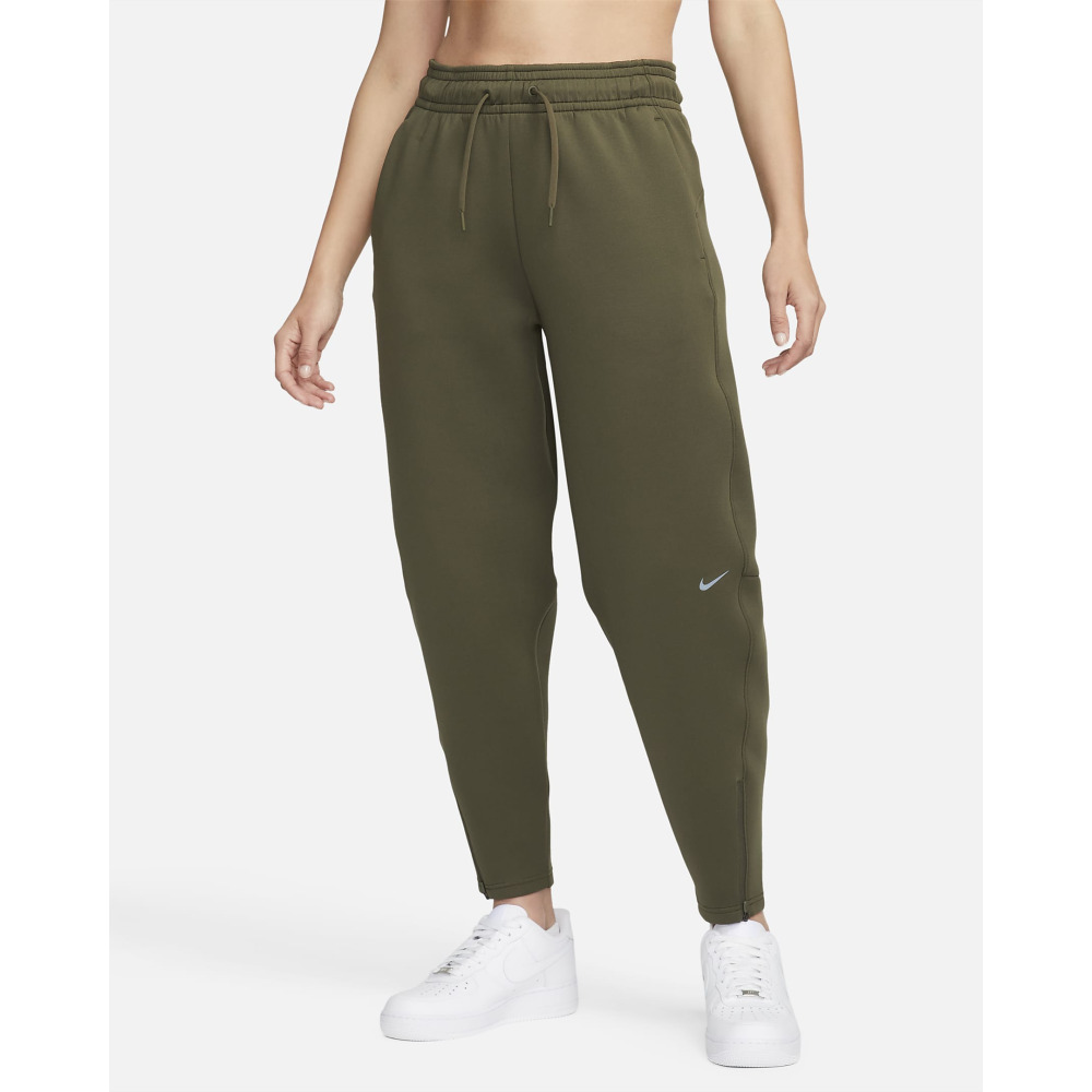 Nike dri fit khaki pants 2025